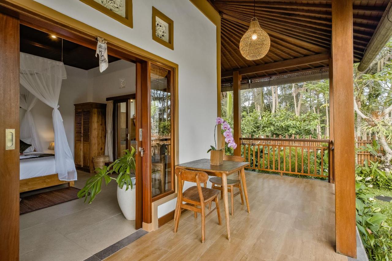 Ratni Ubud Villa Bagian luar foto