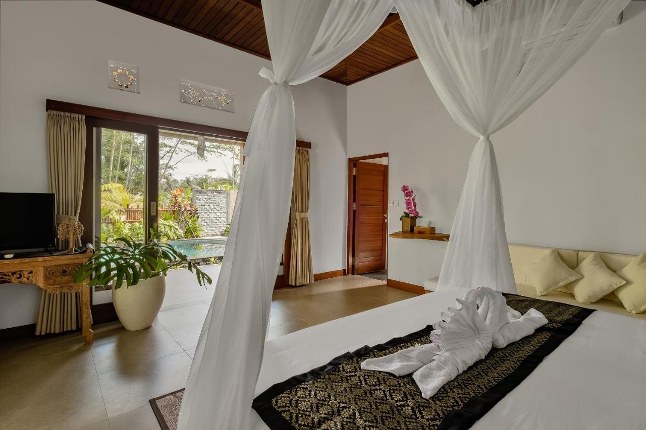 Ratni Ubud Villa Bagian luar foto