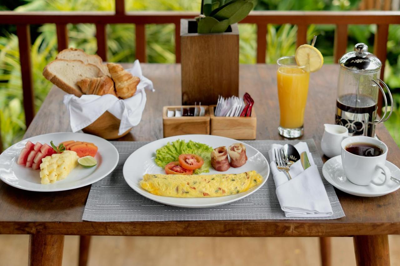 Ratni Ubud Villa Bagian luar foto