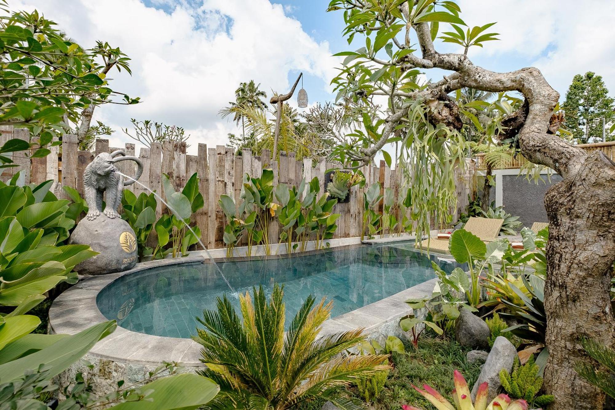 Ratni Ubud Villa Bagian luar foto