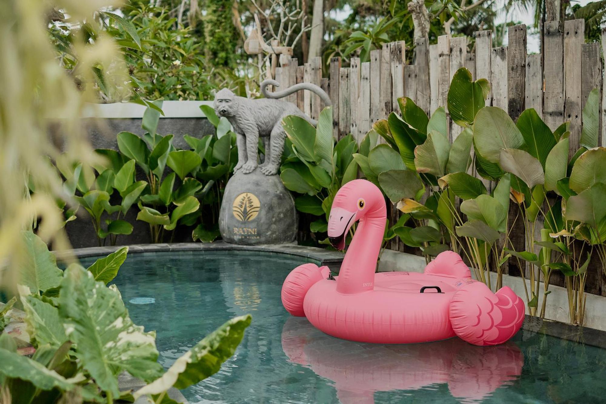 Ratni Ubud Villa Bagian luar foto