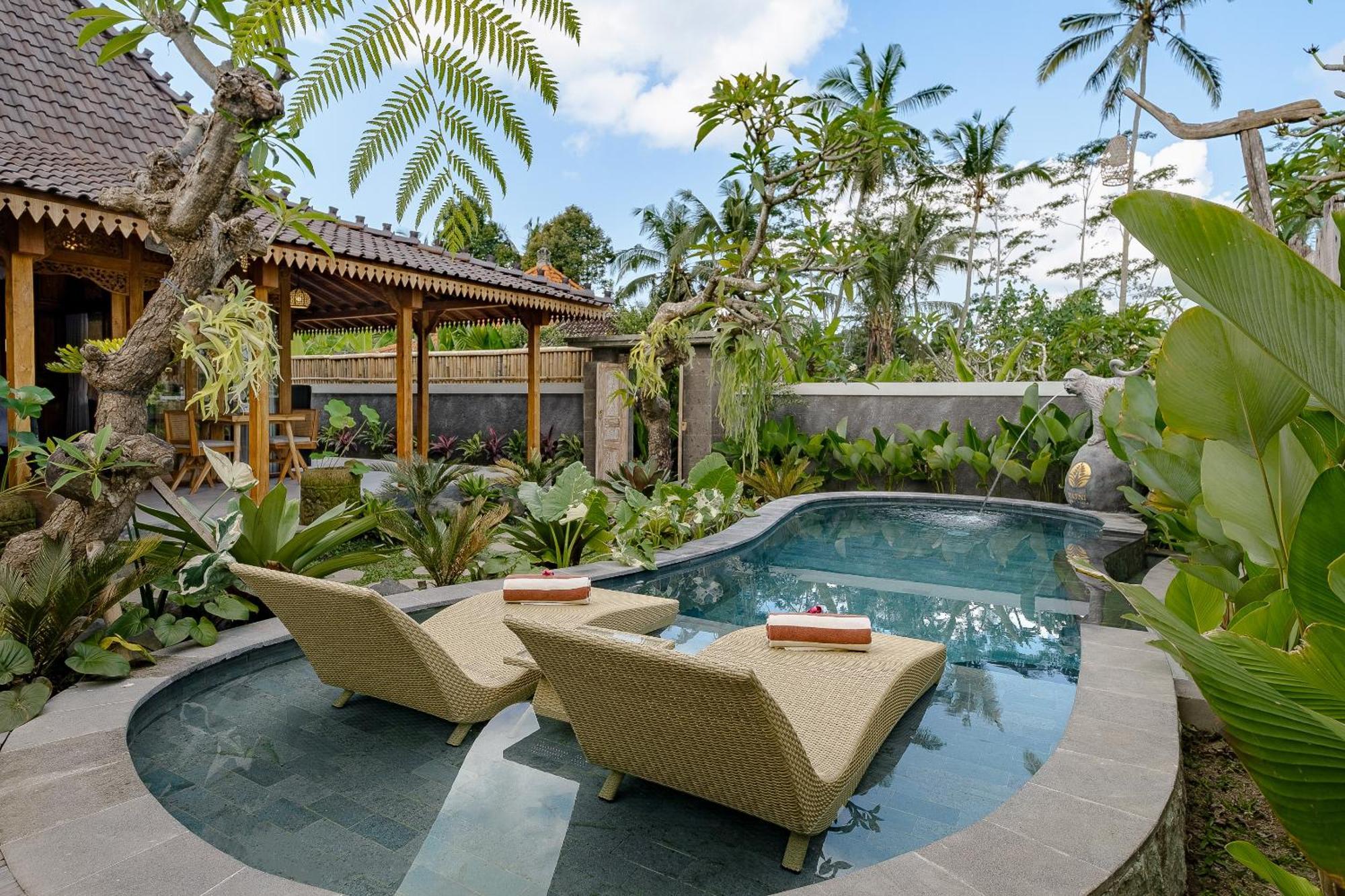 Ratni Ubud Villa Bagian luar foto